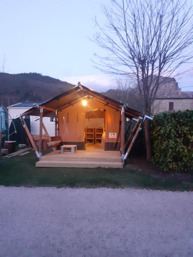 Camping Les Lavandes, Castellane Exterior photo